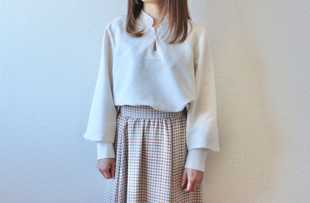 【遠隔試着】// gourd neck blouse (long sleeve)- ivory -