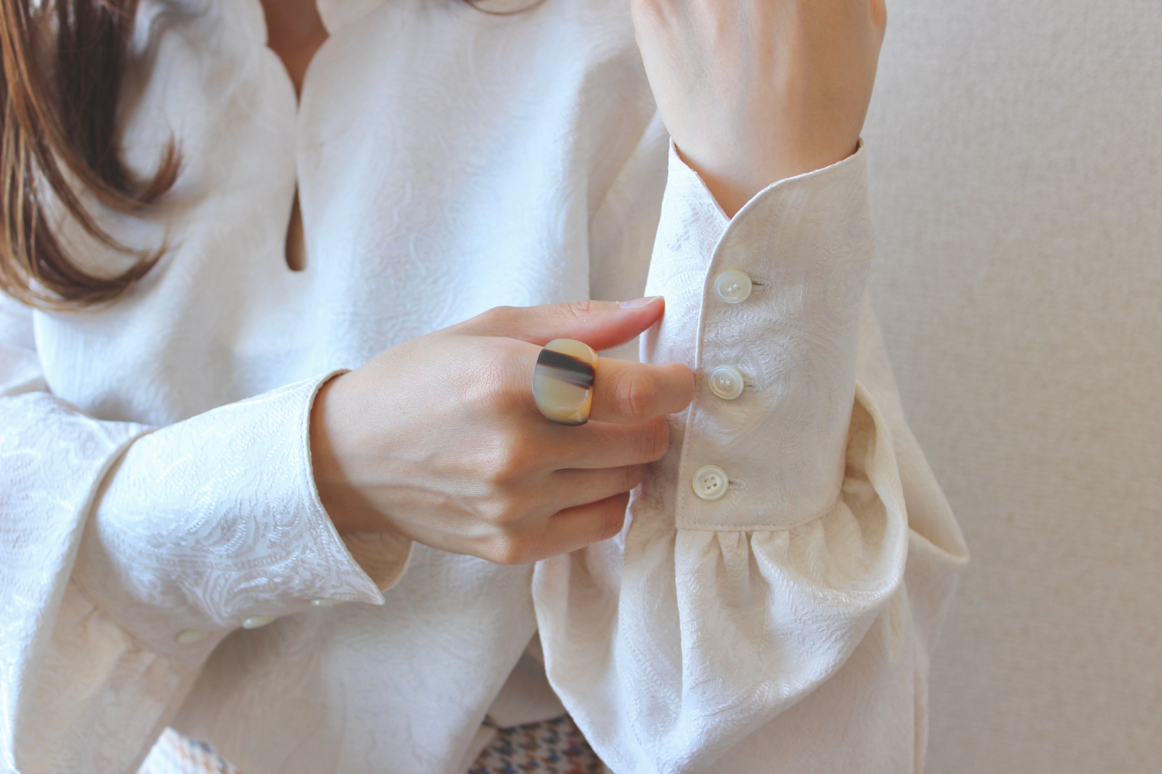 【遠隔試着】// gourd neck blouse (long sleeve)- ivory -