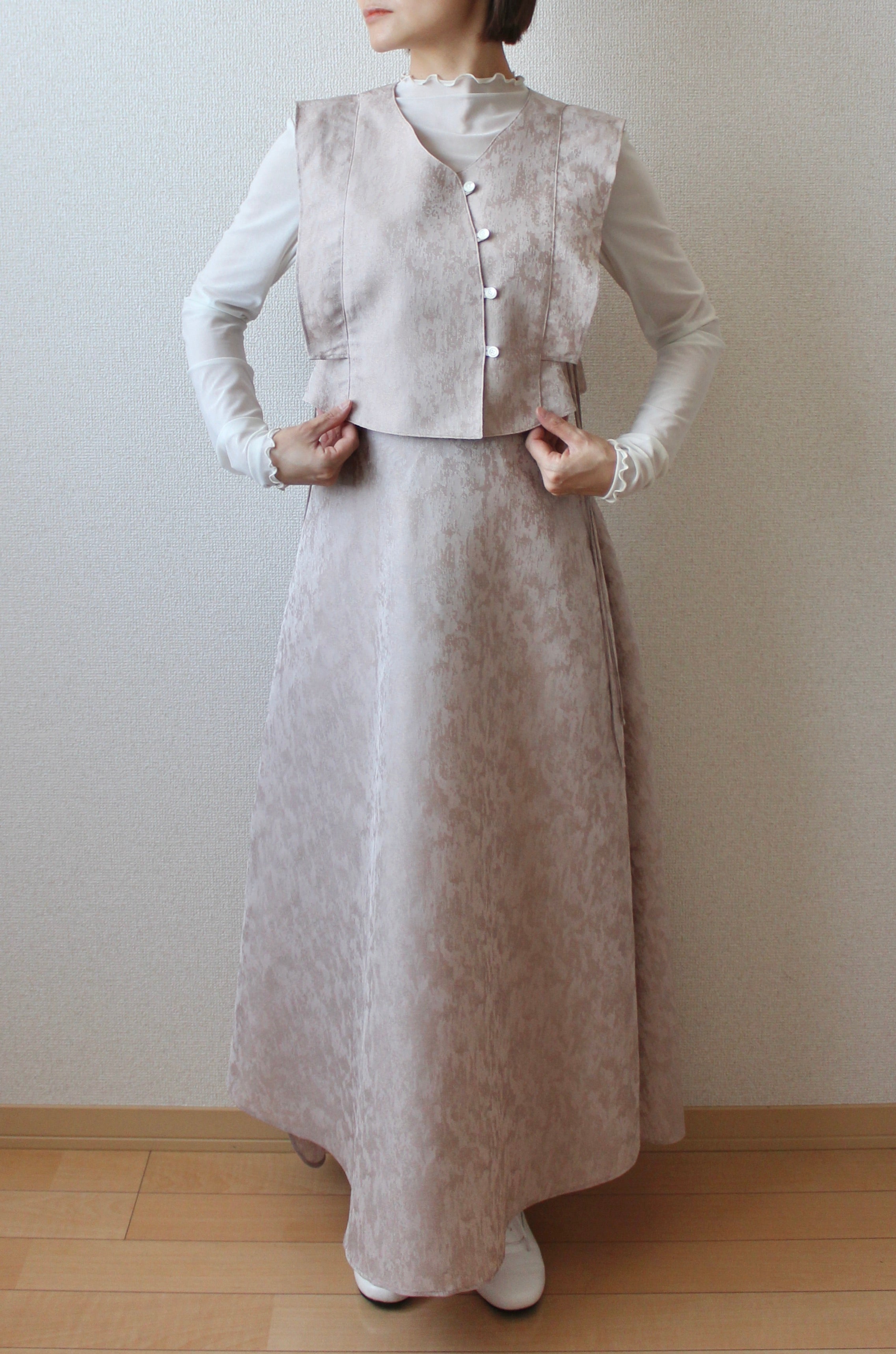 【遠隔試着】// side string vest - milk tea -