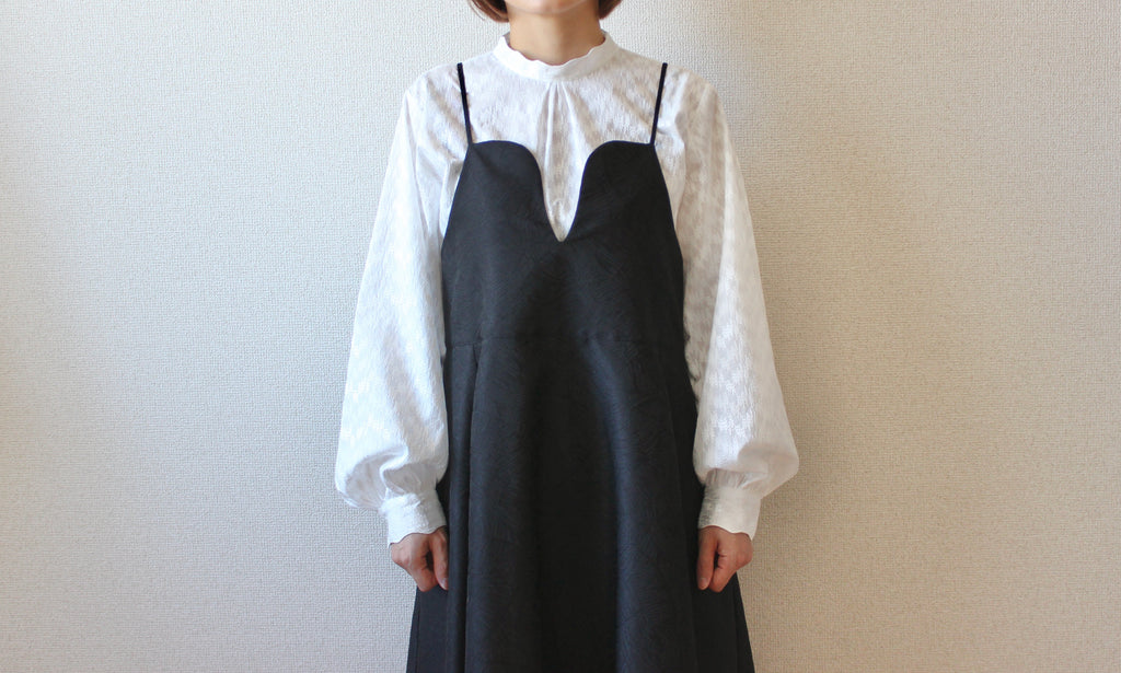 // wave collar blouse - white - 【12月下旬〜1月中旬お届け予定】