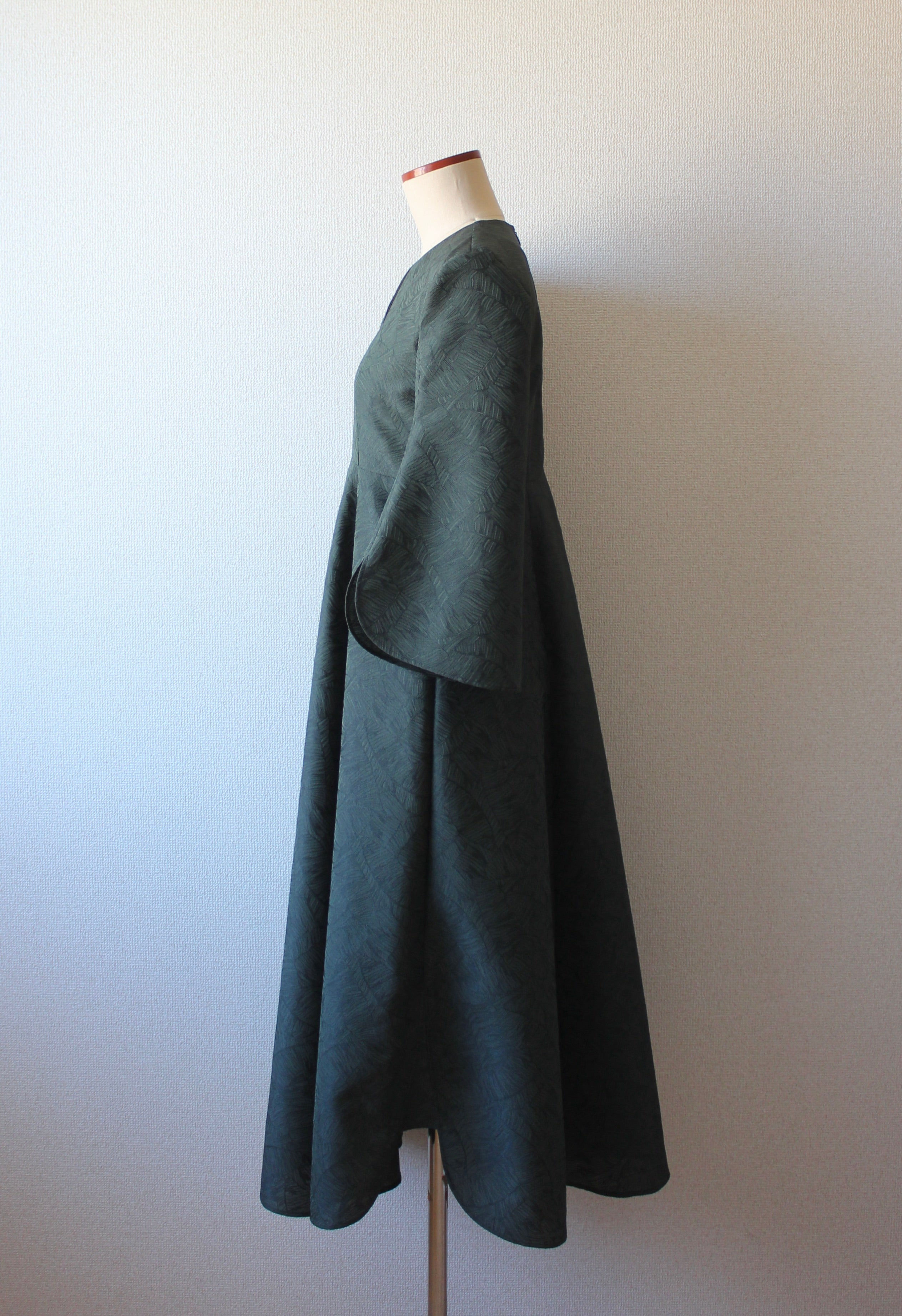 // stem sleeve dress - forest green - 【10月中旬〜下旬お届け予定】