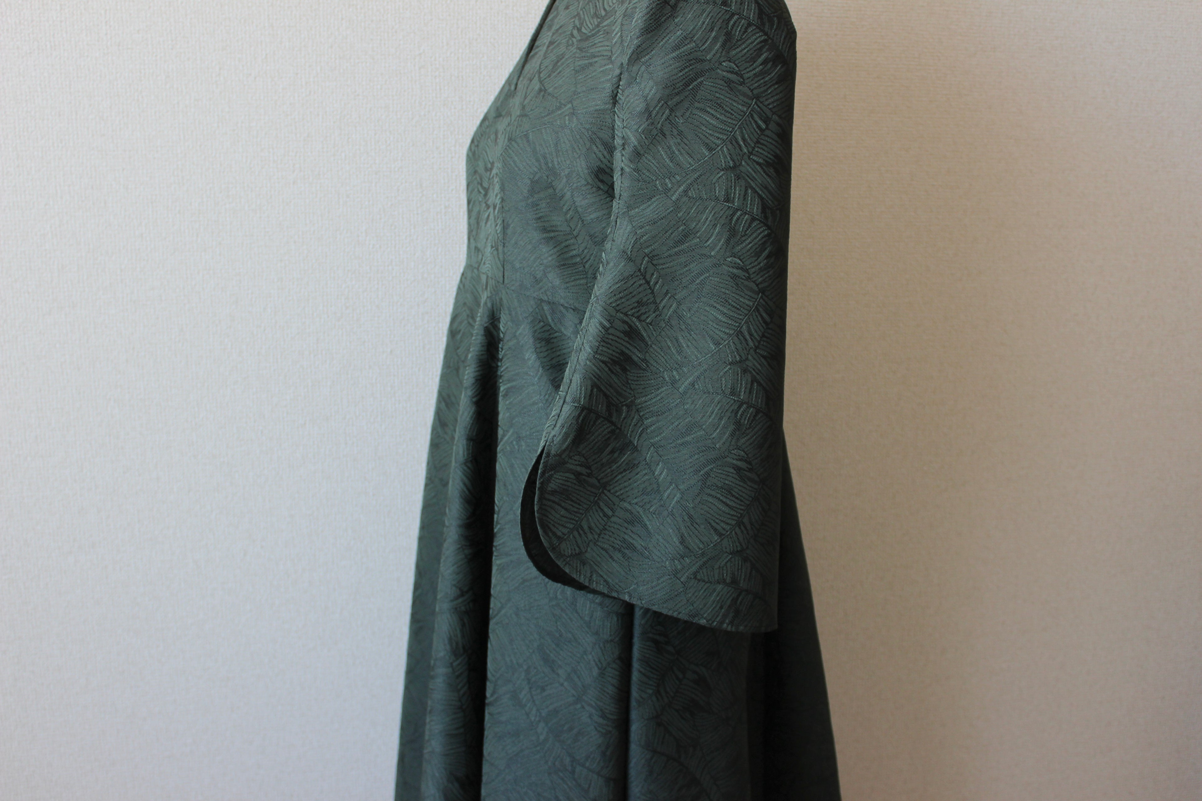 // stem sleeve dress - forest green - 【10月中旬〜下旬お届け予定】