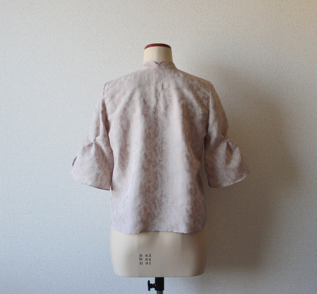 【遠隔試着】// fin sleeve blouse - milk tea -