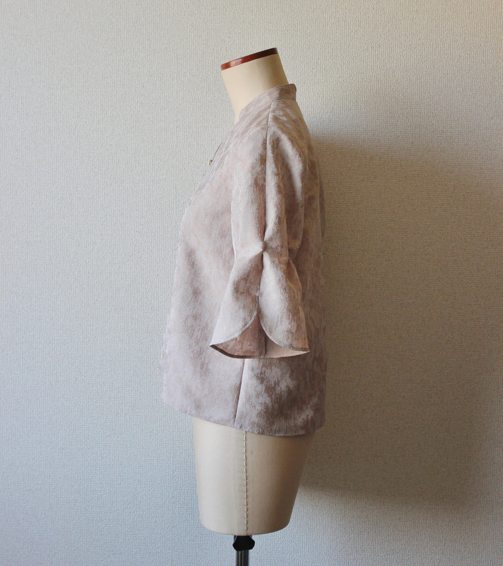 【遠隔試着】// fin sleeve blouse - milk tea -
