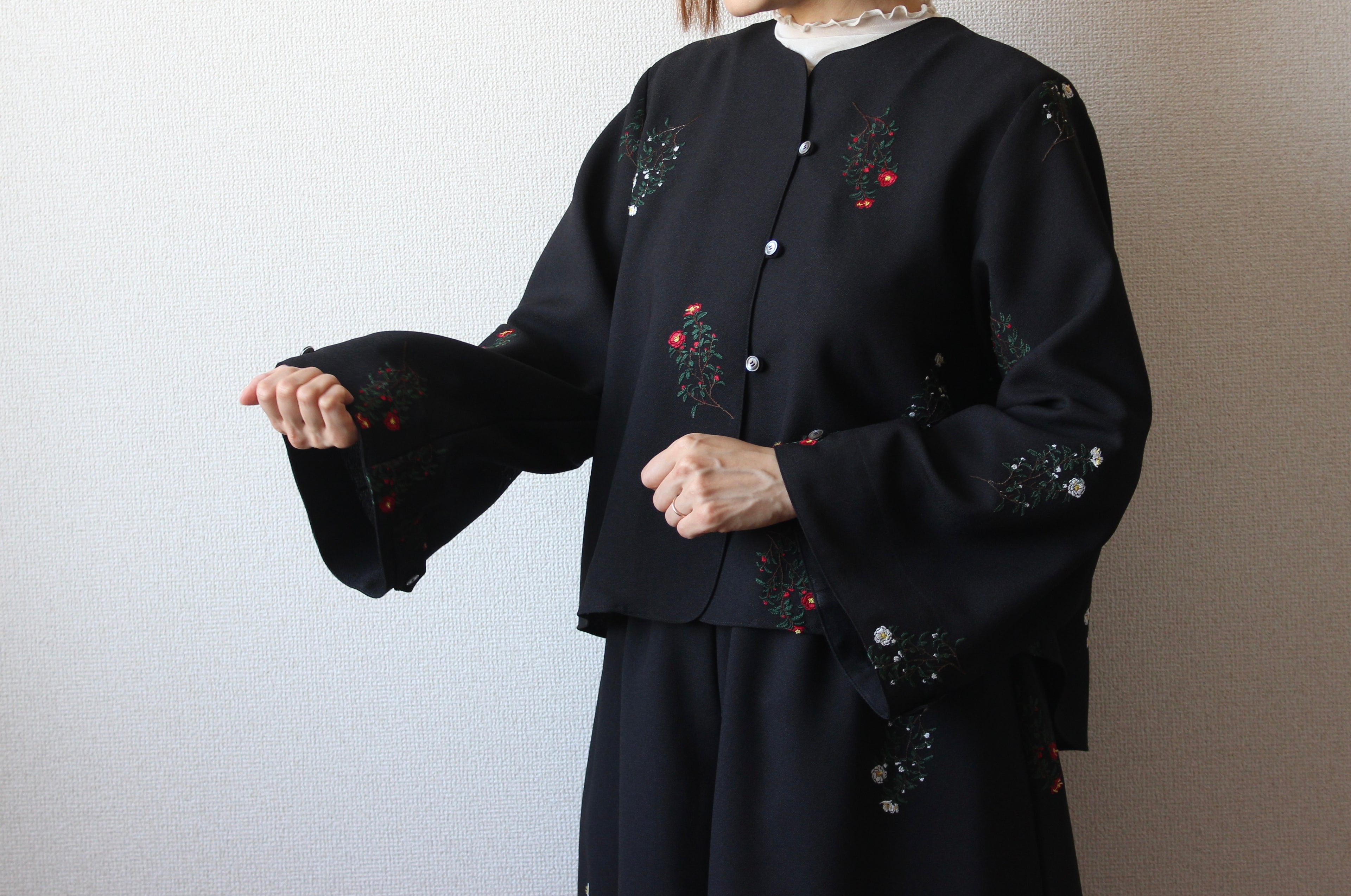 // squeeze sleeve blouse - sazanka - 【12月下旬〜1月中旬お届け予定】