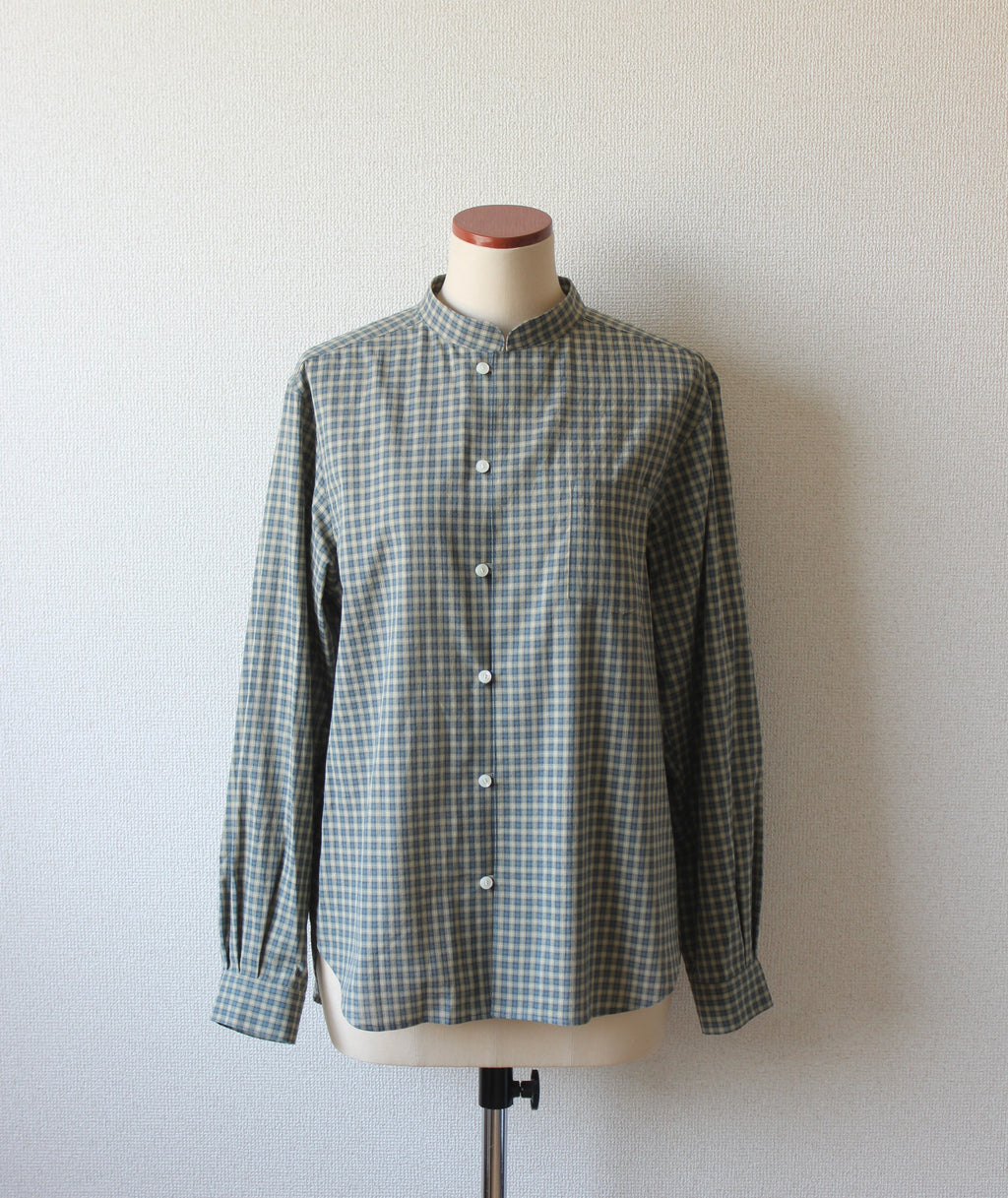 // loop button shirt - olive -【3月下旬〜4月下旬お届け予定】