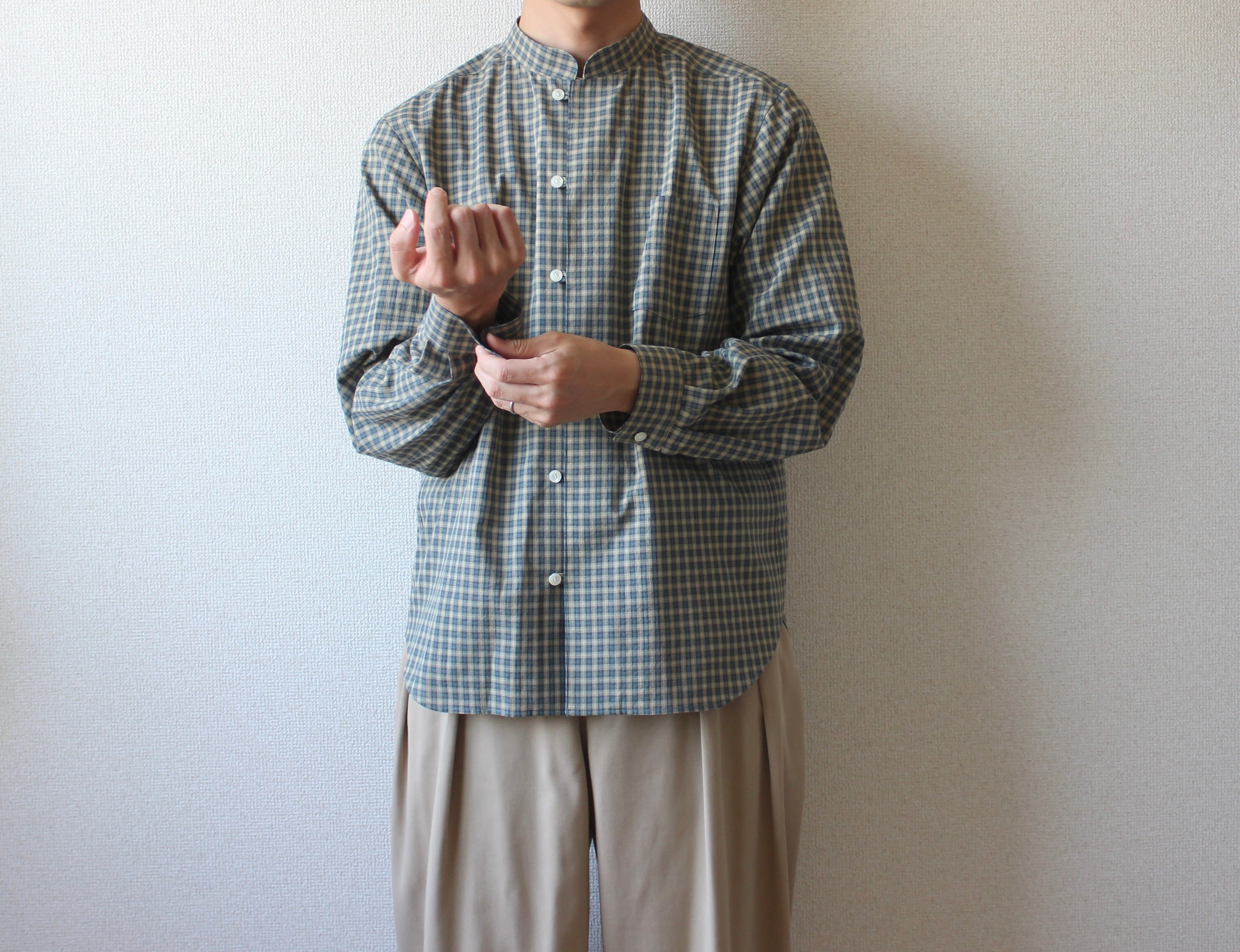 // loop button shirt - olive -【3月下旬〜4月下旬お届け予定】