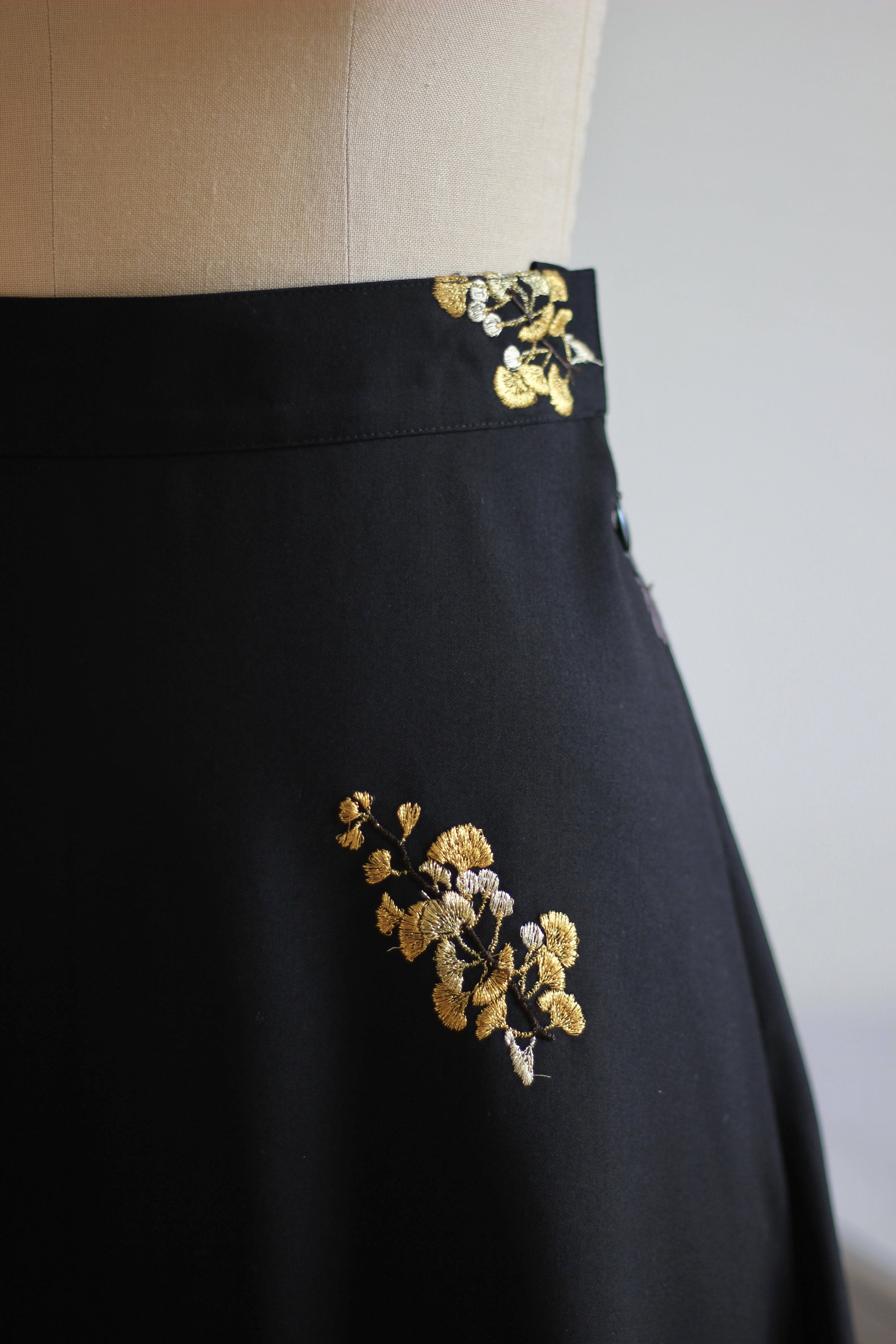 // semi flare skirt - icho -【2月下旬〜3月下旬お届け予定】