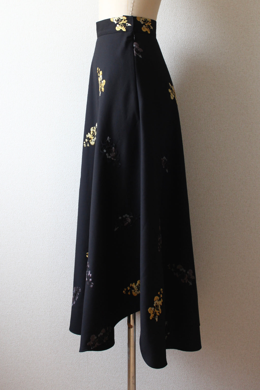 // semi flare skirt - icho -【2月下旬〜3月下旬お届け予定】