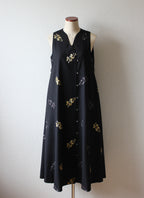 // wave neck one piece - icho - 【2月下旬〜3月下旬お届け予定】