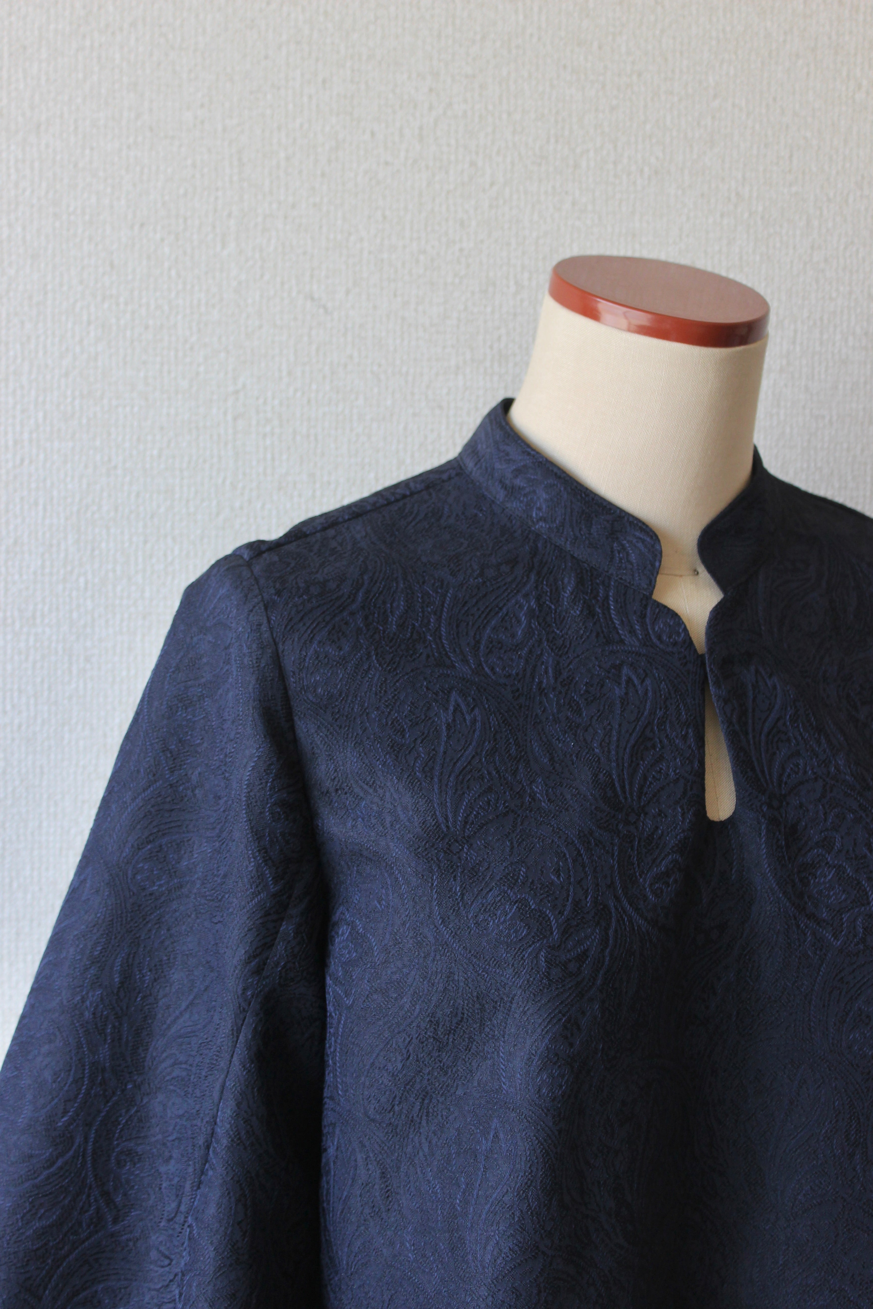 // gourd neck blouse (stem sleeve) - navy - 【3月下旬〜4月下旬お届け予定】