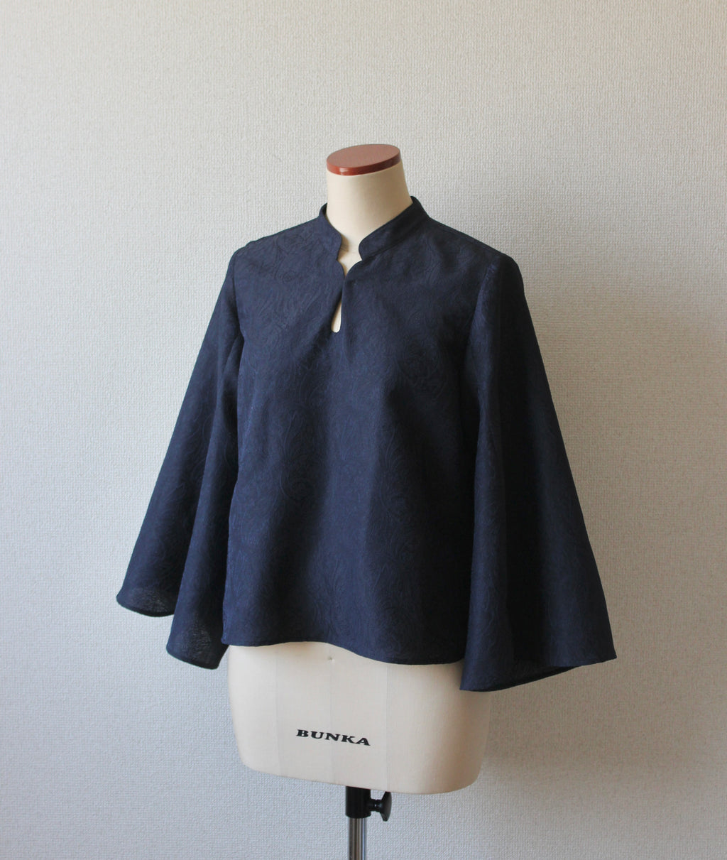 // gourd neck blouse (stem sleeve) - navy - 【3月下旬〜4月下旬お届け予定】