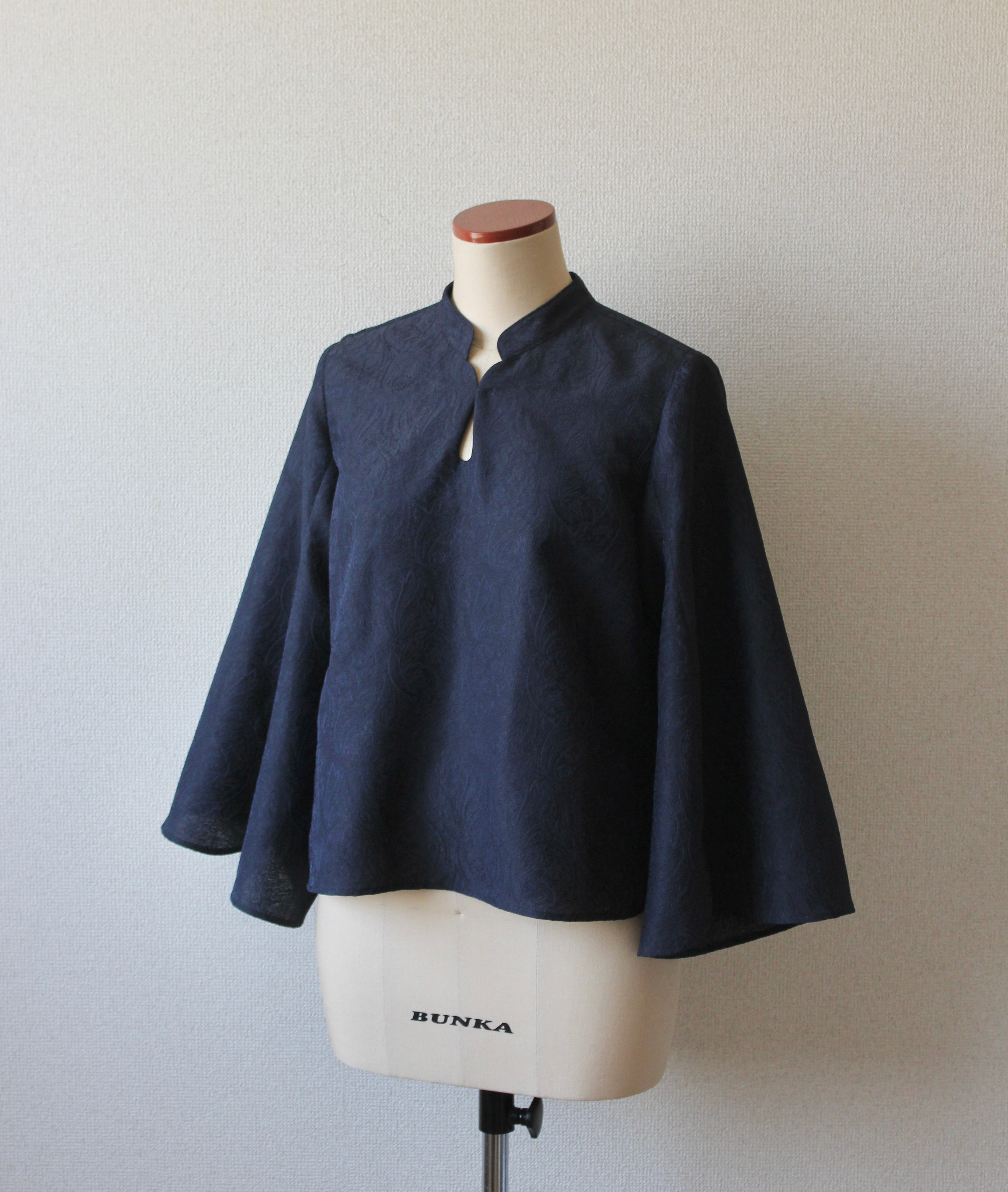 // gourd neck blouse (stem sleeve) - navy - 【3月下旬〜4月下旬お届け予定】