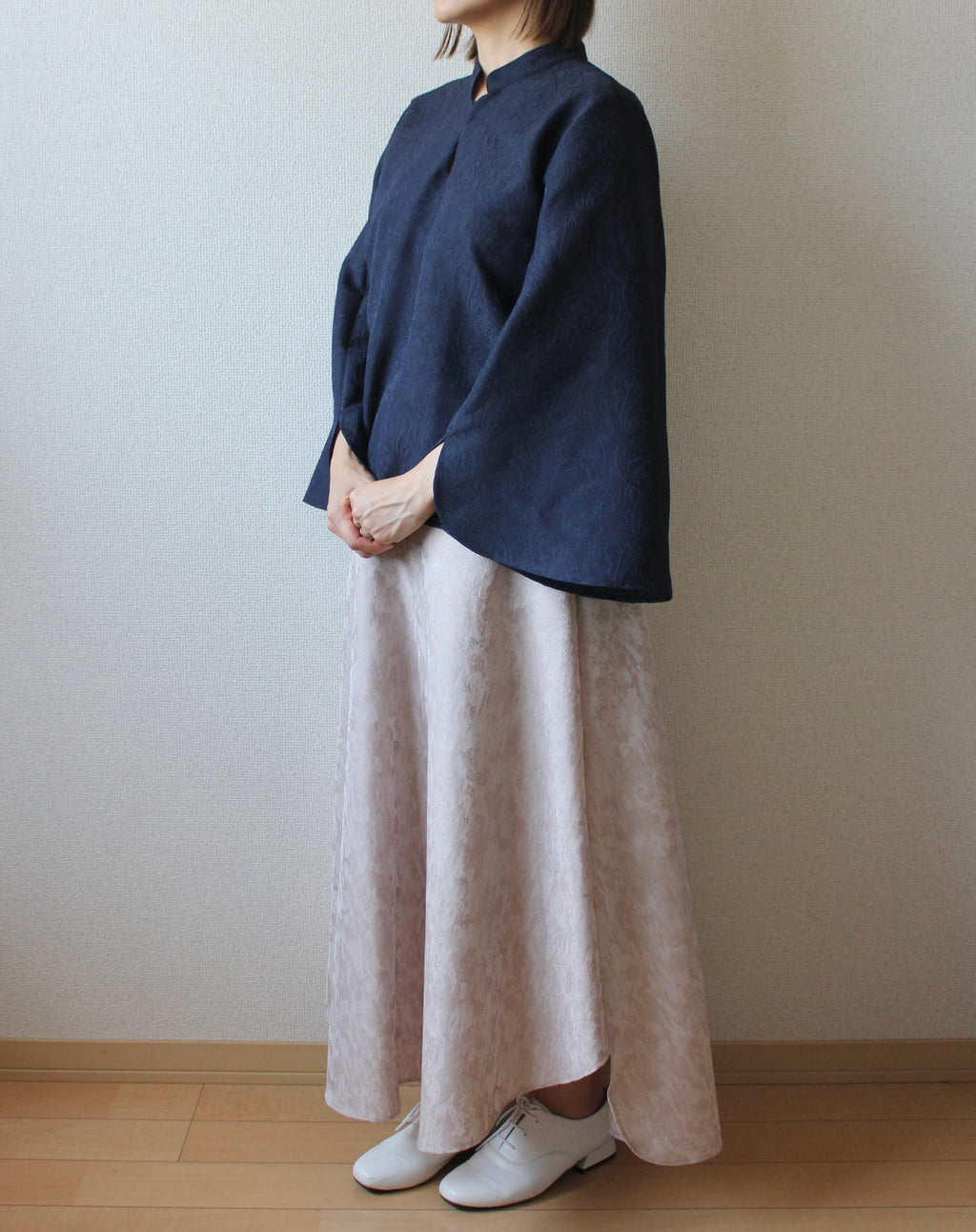// gourd neck blouse (stem sleeve) - navy - 【3月下旬〜4月下旬お届け予定】